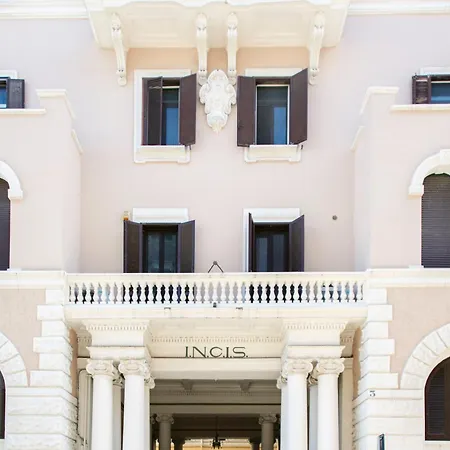 Appartement Luxury Eugy - City Center & Seaview Bari