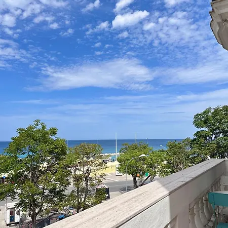 Luxury Eugy - City Center & Seaview * Bari