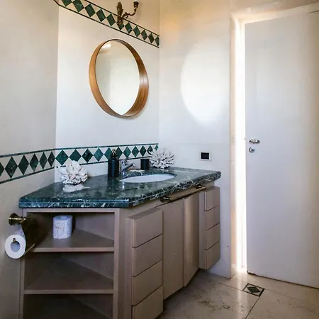 Luxury Eugy - City Center & Seaview Appartement *