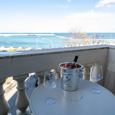 Luxury Eugy - City Center & Seaview * Bari