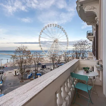 Luxury Eugy - City Center & Seaview Bari