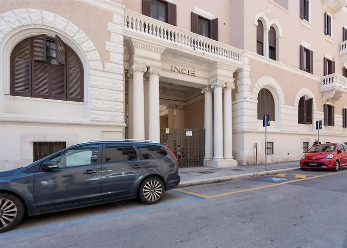 Luxury Eugy - City Center & Seaview Appartement *