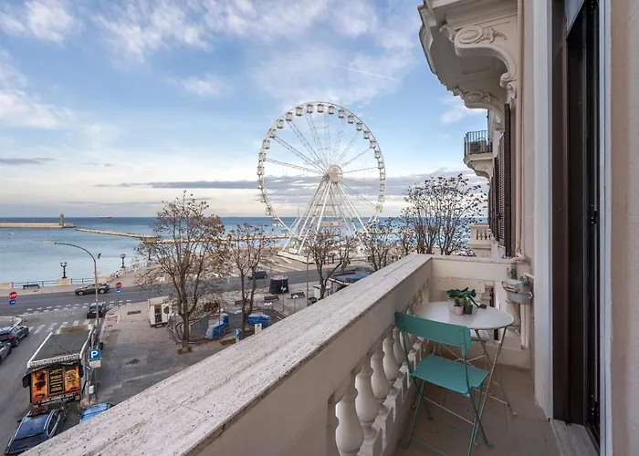 Luxury Eugy - City Center & Seaview Bari